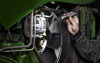 Engine flashlight inspection Tractor engine inspected with Suprabeam Q2 flashlight