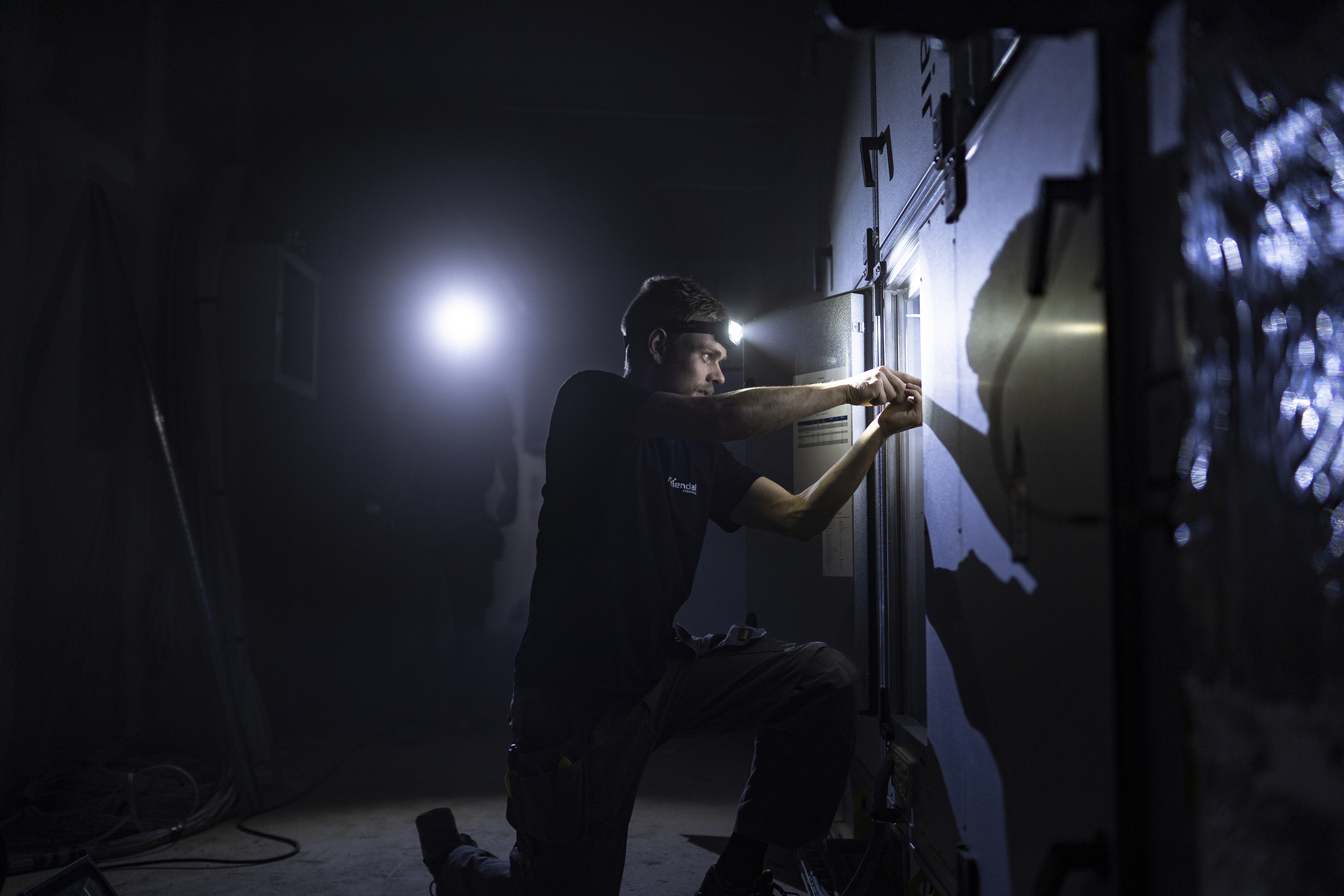 Electrician_6 Suprabeam electrician